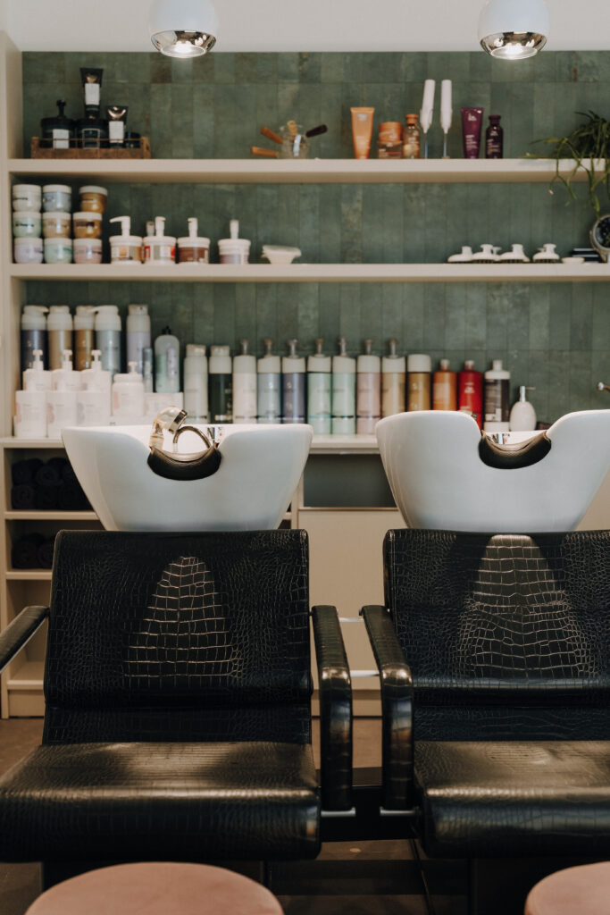 Waschbecken im Friseursalon von Lisa Futterer